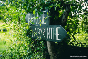 Panneaux "Prairie" et "labyrinthe"