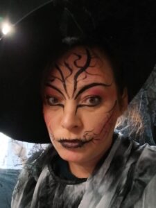 Photo d'une personne maquillée pour Halloween